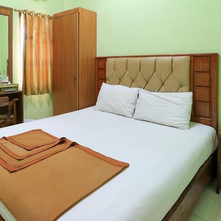 Hotel Prisma Sidoarjo Εξωτερικό φωτογραφία