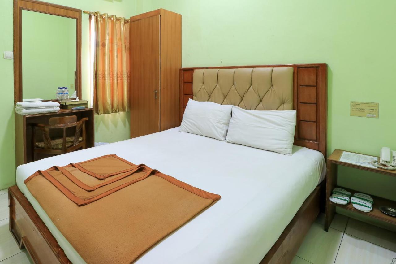 Hotel Prisma Sidoarjo Εξωτερικό φωτογραφία