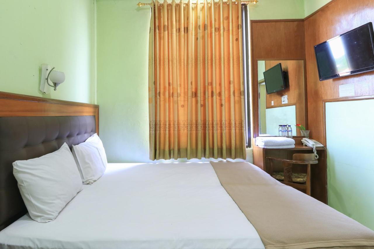 Hotel Prisma Sidoarjo Εξωτερικό φωτογραφία